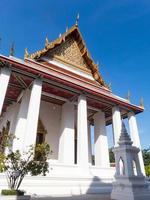 templo loha prasat wat ratchanatda em bangkok, tailândia. foto