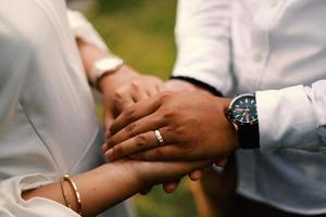 conceito de casal apaixonado, férias, férias e amizade, casamento foto