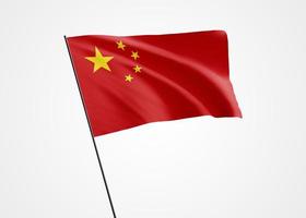 bandeira da China voando alto no dia da independência da China de fundo isolado. Coleção da bandeira nacional mundial ilustração 3D foto