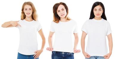 vista frontal mulheres em t-shirt branca isolada no fundo branco, asiática, mulher caucasiana coreana em t-shirt, t-shirt de menina
