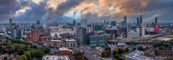 vista aérea da cidade de manchester no reino unido foto