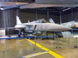 museu da força aérea tailandesa real bangkokthailand18 de agosto de 2018 caças gripen é a aeronave mais avançada da força aérea tailandesa real. em 18 de agosto de 2018 na Tailândia. foto