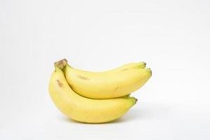 banana no espaço de cópia de fundo branco foto