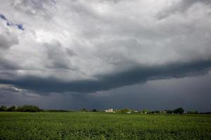 pradaria nuvens de tempestade Canadá foto