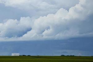 pradaria nuvens de tempestade Canadá foto