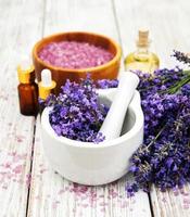 produtos de spa com lavanda foto