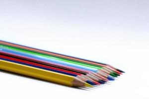 conjunto isolado de lápis de cor foto