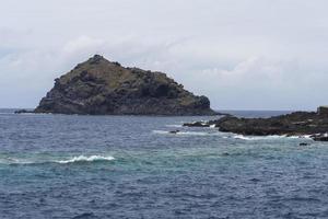 oceano e montanhas de tenerife, bela vista. foto