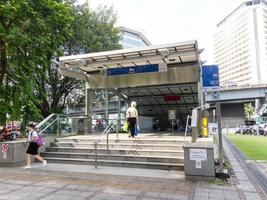 estação de metrô silom mrt bangkokthailand17 de setembro de 2018 em 01 de agosto de 2018 na tailândia. foto