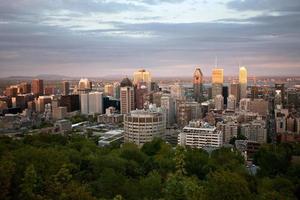 foto panorâmica cidade de montreal