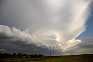 nuvens de tempestade saskatchewan foto