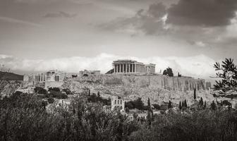 atenas grécia 04 de outubro de 2018 acrópole de atenas ruínas do partenon grécias capital atenas na grécia. foto