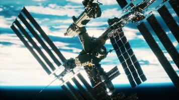 estação espacial internacional em órbita de elementos do planeta terra fornecidos pela nasa foto