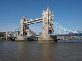 ponte da torre em londres foto