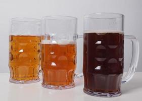 copos de cerveja alemães foto