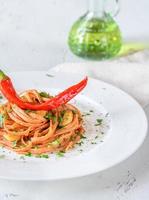 massa aglio, olio e peperoncino foto