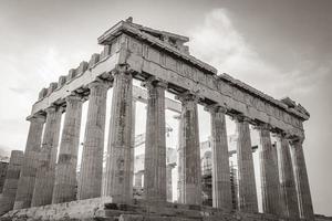 atenas grécia 04 de outubro de 2018 acrópole de atenas ruínas do partenon grécias capital atenas na grécia. foto