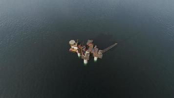 refinaria de petróleo e gás no oceano ilustração de energia do mar 3d foto