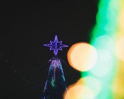 iluminação de natal na cidade foto