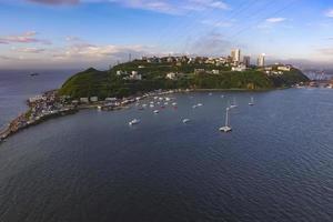 paisagem marinha com vista para o cabo egersheld e barcos. foto