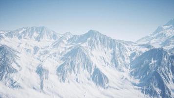 paisagem montanhosa dos alpes alpinos foto
