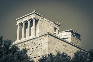 acrópole de atenas ruínas partenon grécias capital atenas na grécia. foto