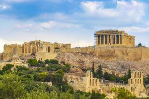 acrópole de atenas ruínas partenon grécias capital atenas na grécia. foto