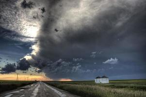 nuvens de tempestade saskatchewan foto