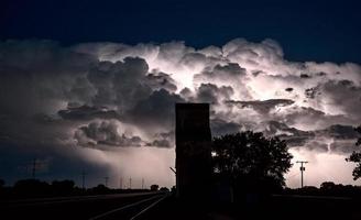 nuvens de tempestade da pradaria foto