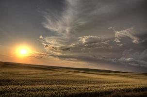 nuvens de tempestade saskatchewan foto