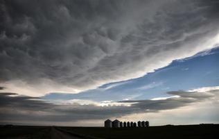 nuvens de tempestade da pradaria foto