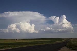 nuvens de tempestade saskatchewan foto