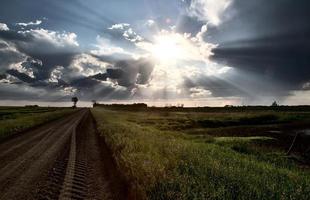 nuvens de tempestade saskatchewan foto