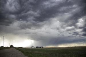 pradaria nuvens de tempestade Canadá foto