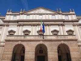 teatro alla scala Milão foto