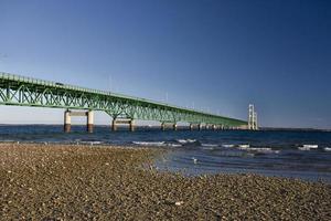 ponte da cidade de mackinaw michigan foto