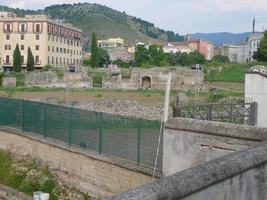 ruínas romanas antigas em tivoli, lazio perto de roma foto