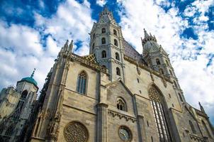 rua Catedral de Stephan em Viena, Áustria foto