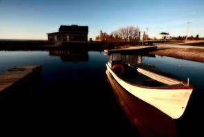 barco de pesca no hecla no lago winnipeg foto