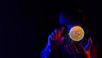 comércio de criptomoeda moedas bitcoin trocas investem ações do metaverso foto