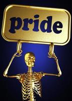 palavra de orgulho e esqueleto dourado foto