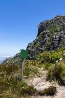 table mountain national park verdes vazio estrada informações board. foto