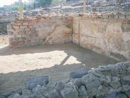 ruínas de banhos romanos em Fordongianus foto