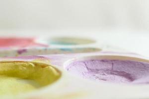 tintas de água multicoloridas foto