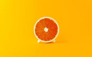 ideias criativas e inovadoras com laranjas circulares como o tempo. conceitos artísticos e imagens de ideias de mistura da imaginação laranja foto
