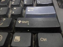 teclado empoeirado velho foto