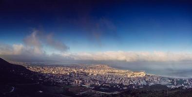 cidade na praia foto