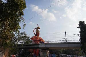 imagem da estátua do senhor hindu hanuman foto