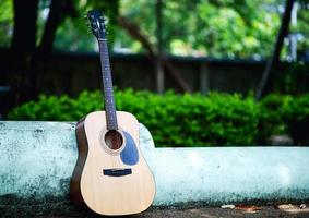 violão, um conceito de instrumento musical de instrumento de som muito bom foto