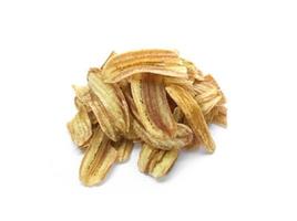 banana caltivada asiática ou biscoito de banana awak pisang ro banana chips em fundo branco, foco suave e seletivo. foto